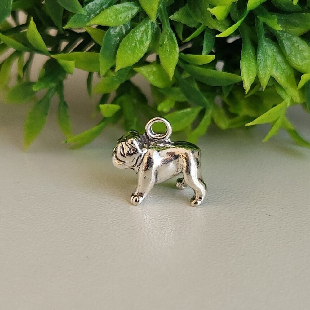 925 Sterling Silver Bulldog Charm - Picture 2 of 6